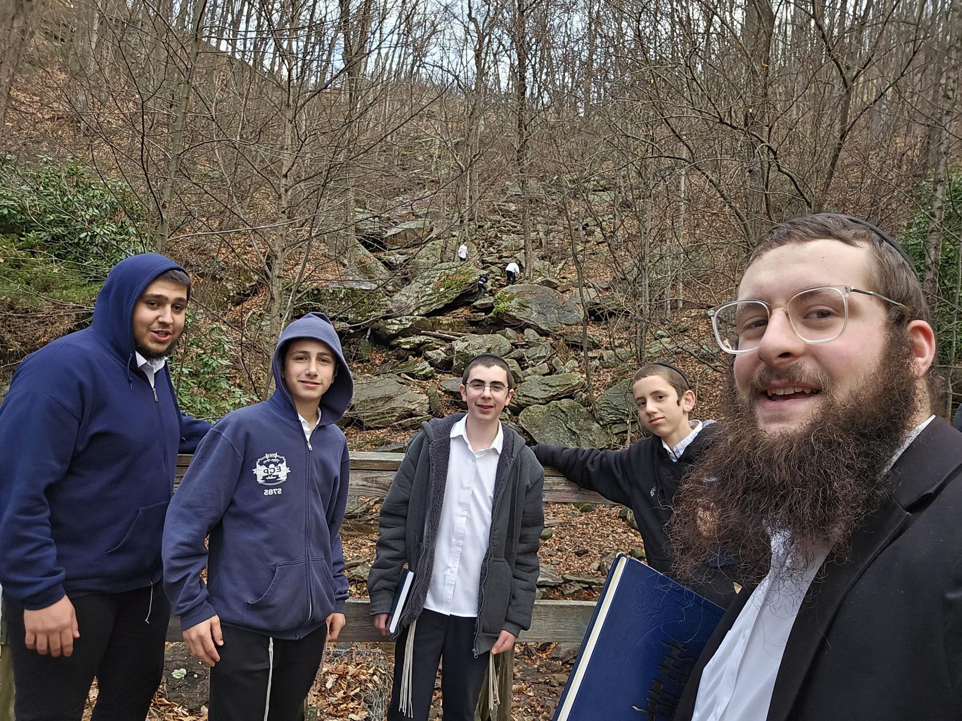 Mesivta Kingston Campus